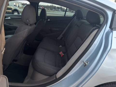 2018 Chevrolet Cruze LS Auto