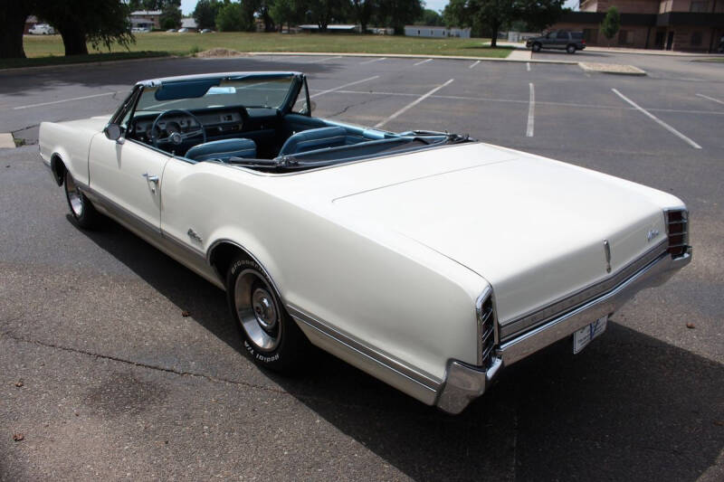1966 Oldsmobile Cutlass