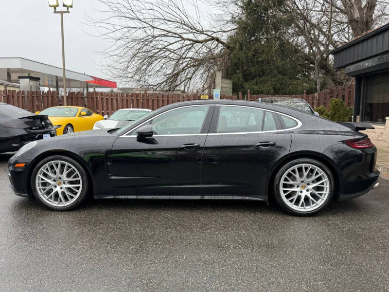 2018 Porsche Panamera 4S