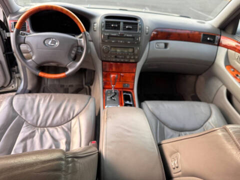 2002 Lexus LS 430