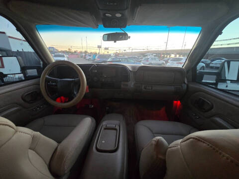 1999 Chevrolet Suburban K1500 LT