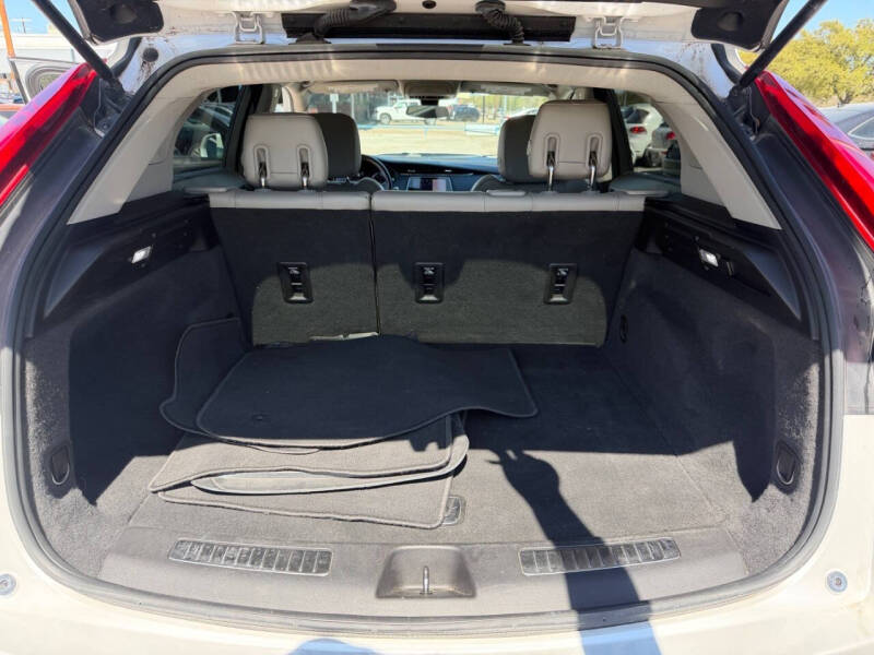 2019 Cadillac XT4 Luxury