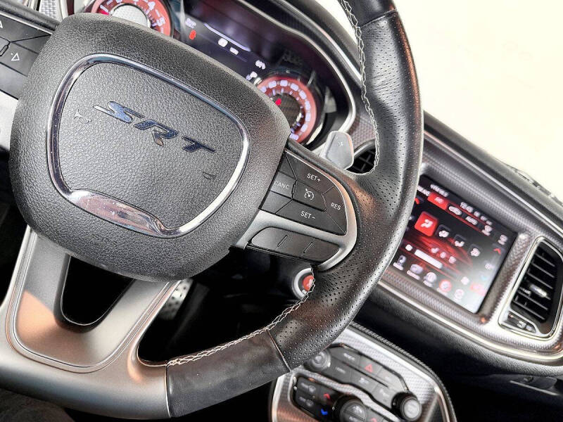 2015 Dodge Challenger SRT Hellcat