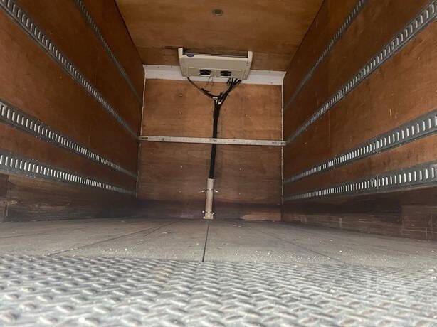 2012 Freightliner Business class M2