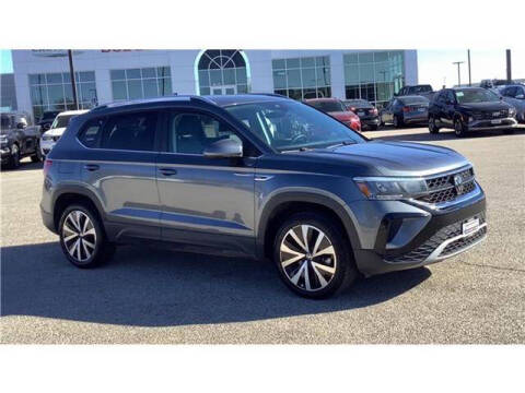 2024 Volkswagen Taos SE