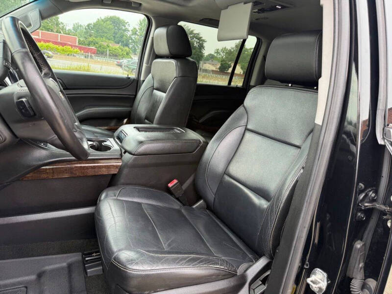 2017 Chevrolet Suburban LT