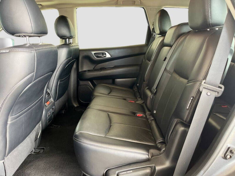 2019 Nissan Pathfinder Platinum