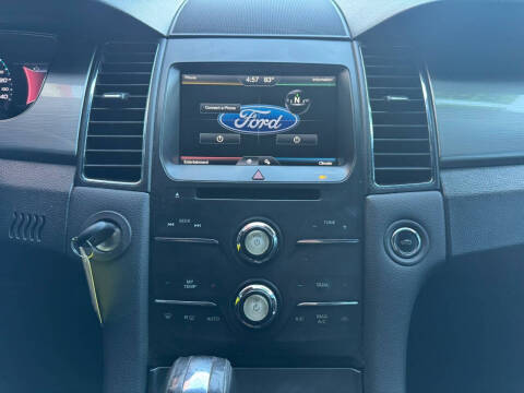 2014 Ford Taurus SEL