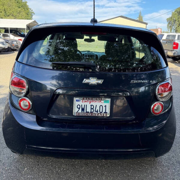 2016 Chevrolet Sonic LT Auto