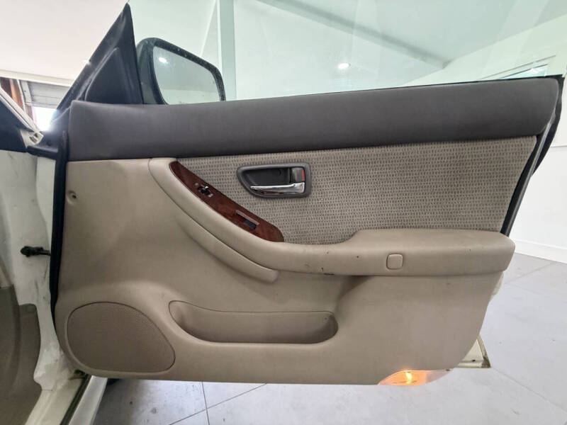 2004 Subaru Outback