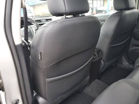 2015 Nissan Rogue SL