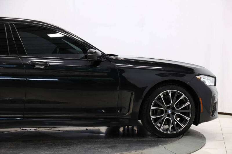 2021 BMW 7 Series 740i