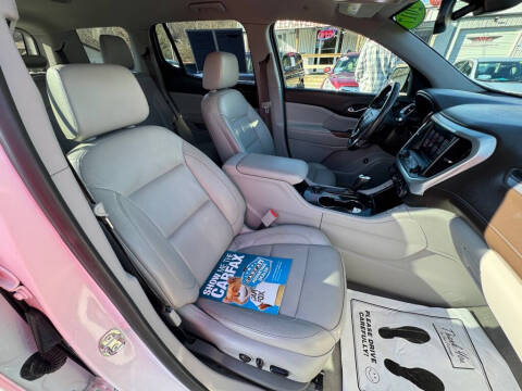 2017 GMC Acadia SLT-1