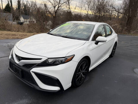 2024 Toyota Camry SE
