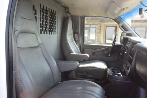 2022 Chevrolet Express 2500