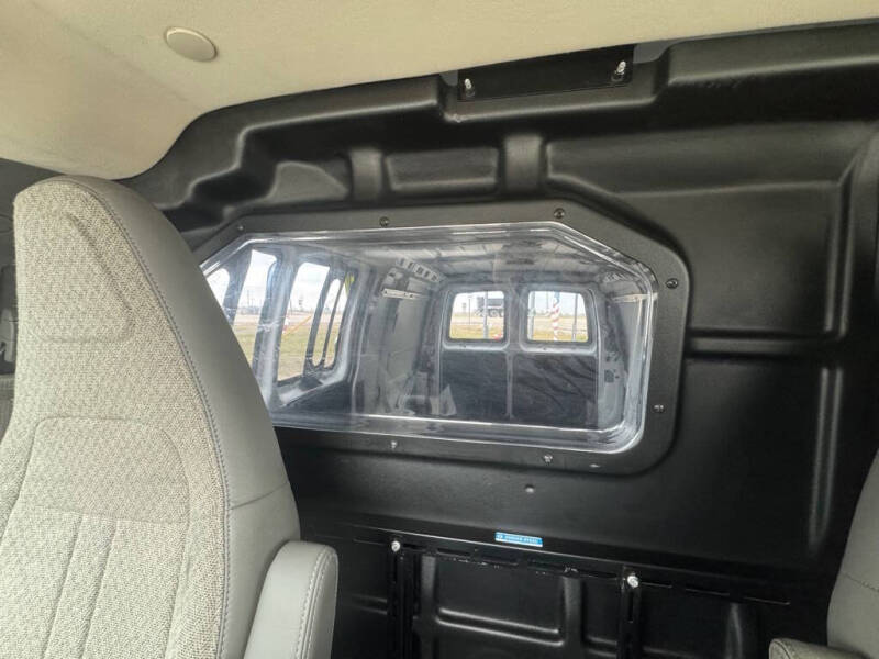 2019 Chevrolet Express 2500