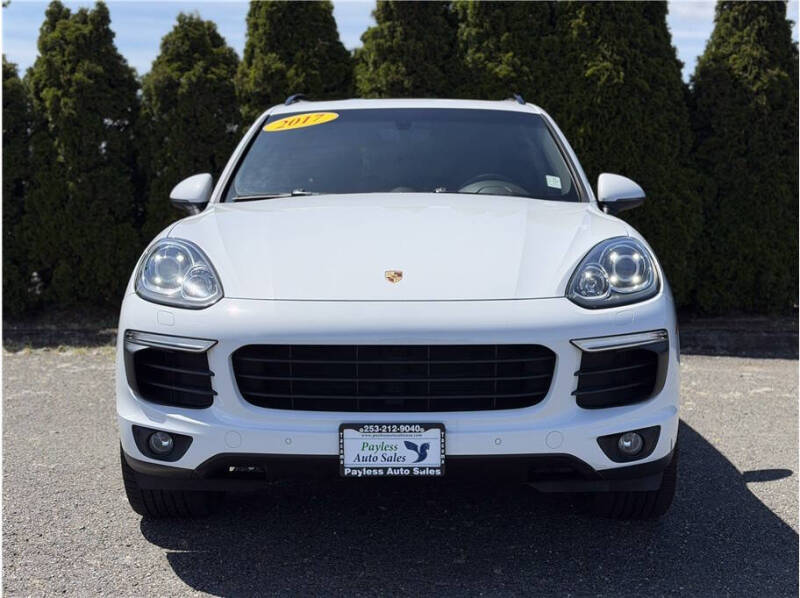 2017 Porsche Cayenne Platinum Edition