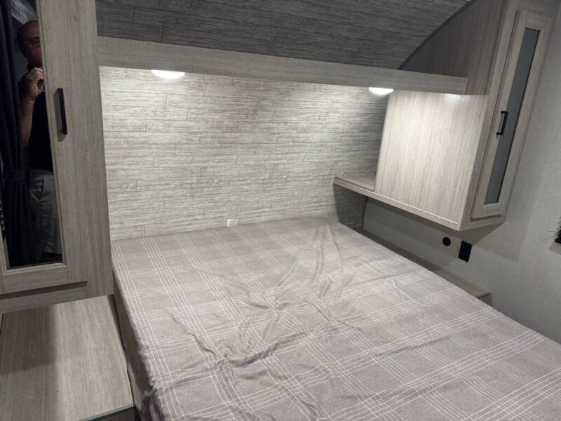 2025 Catalina Yachts 261BHS