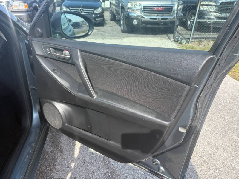 2012 Mazda MAZDA3 i Touring