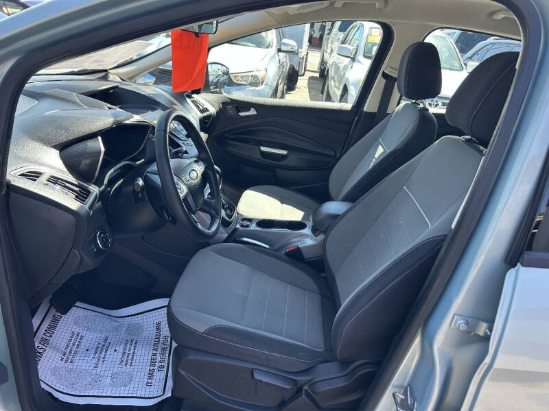 2013 Ford C-MAX Hybrid SE