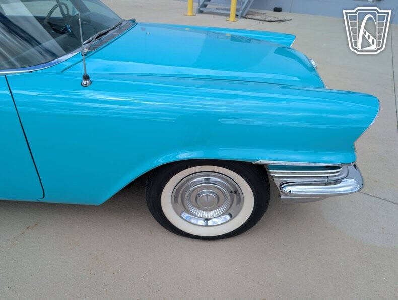 1957 Chrysler Windsor