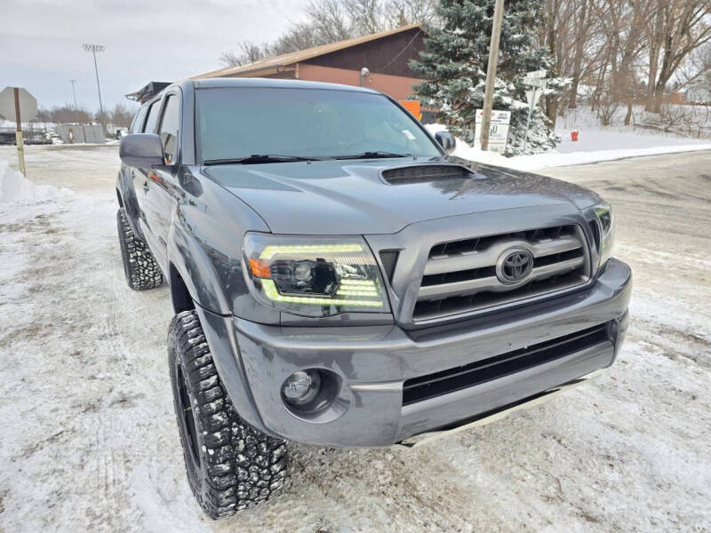 2010 Toyota Tacoma Base's photo