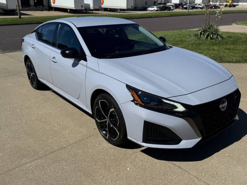 2023 Nissan Altima 2.5 SR