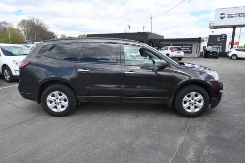 2017 Chevrolet Traverse LS