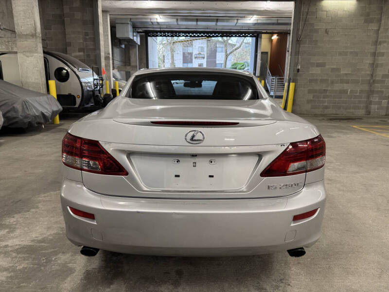 2011 Lexus IS 250C