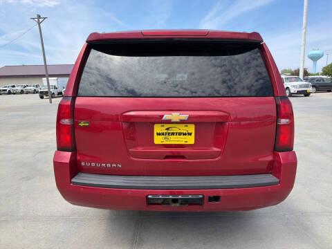 2015 Chevrolet Suburban LT