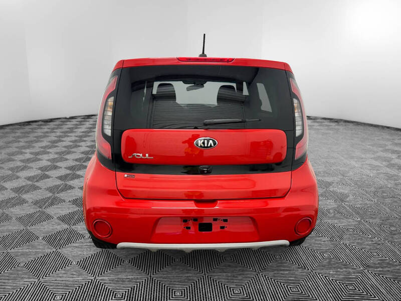 2019 Kia Soul +