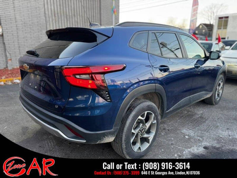 2024 Chevrolet Trax LT