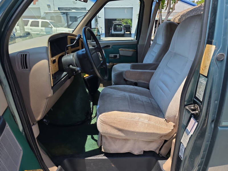 1995 Ford E-Series E-150