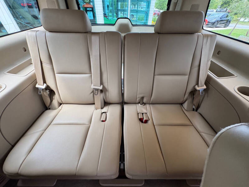 2013 Cadillac Escalade ESV Luxury