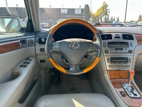 2005 Lexus ES 330