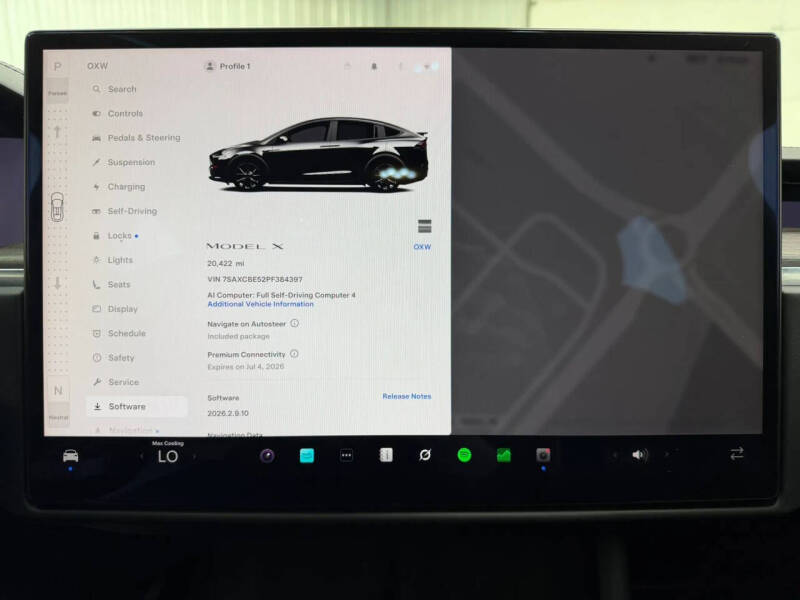 2023 Tesla Model X Standard Range