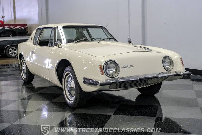 1963 Studebaker Avanti