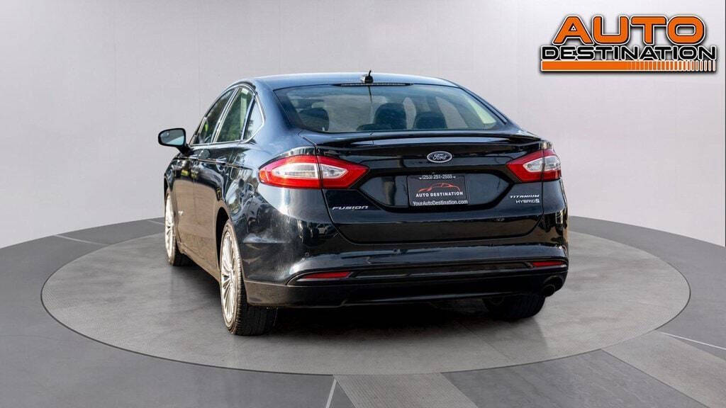 2014 Ford Fusion Hybrid for sale at Auto Destination in Puyallup, WA