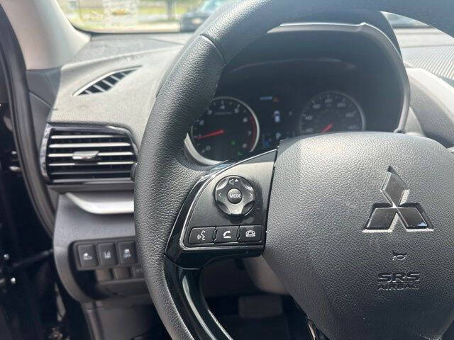 2025 Mitsubishi Eclipse Cross SE