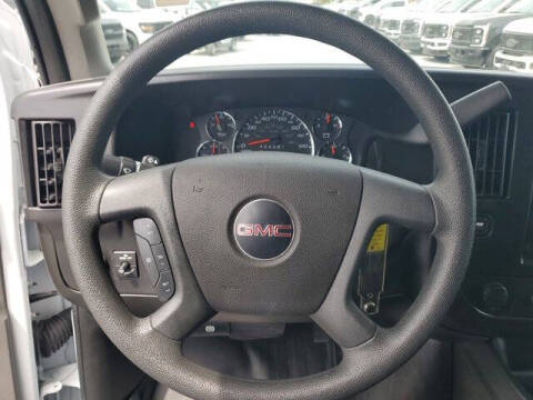 2023 GMC Savana 2500