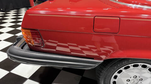 1987 Mercedes-Benz 560-Class 560 SL