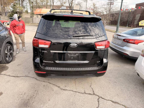2015 Kia Sedona LX