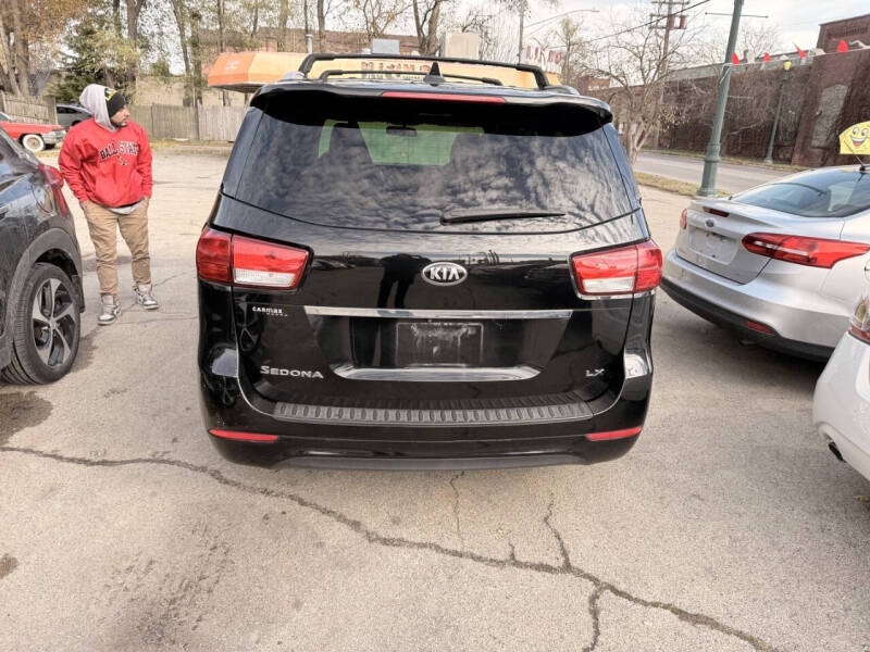 2015 Kia Sedona LX