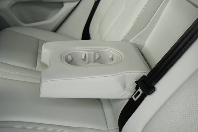 2023 Porsche Macan S