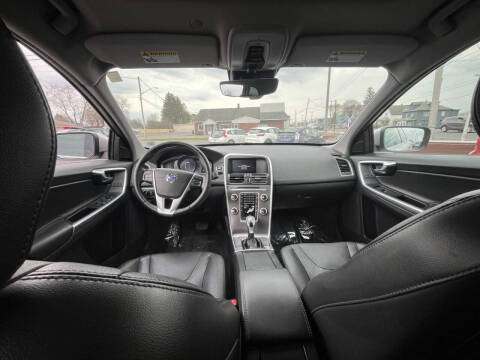 2016 Volvo XC60 T5 Premier