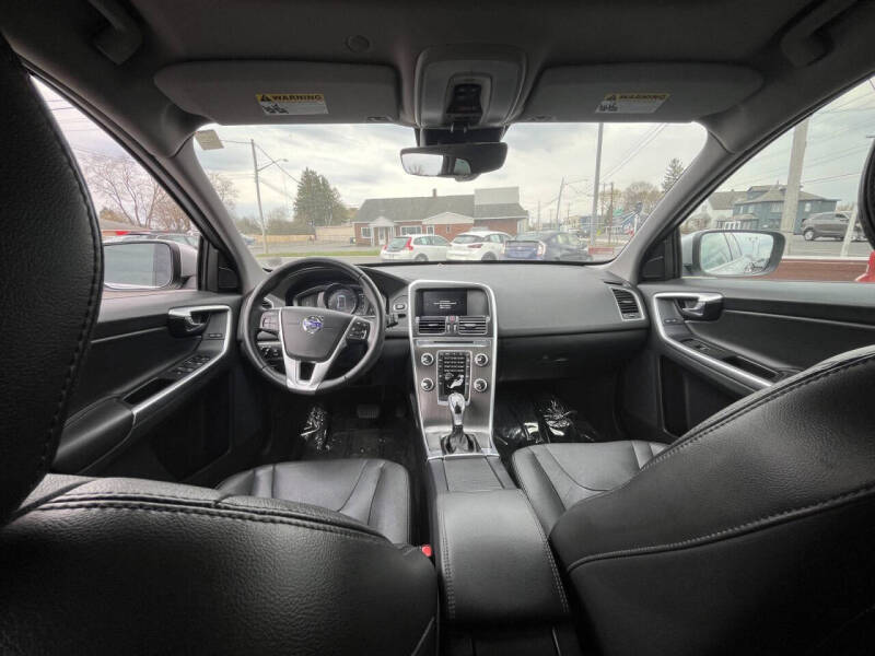 2016 Volvo XC60 T5 Premier