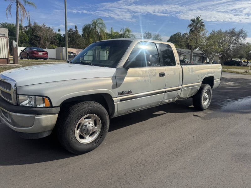 2001 Dodge Ram Pickup SLT's photo