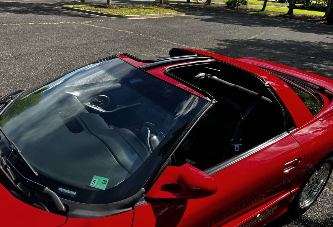 2000 Pontiac Firebird 3