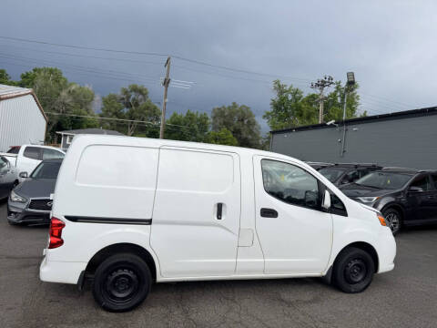 2014 Nissan NV200 SV
