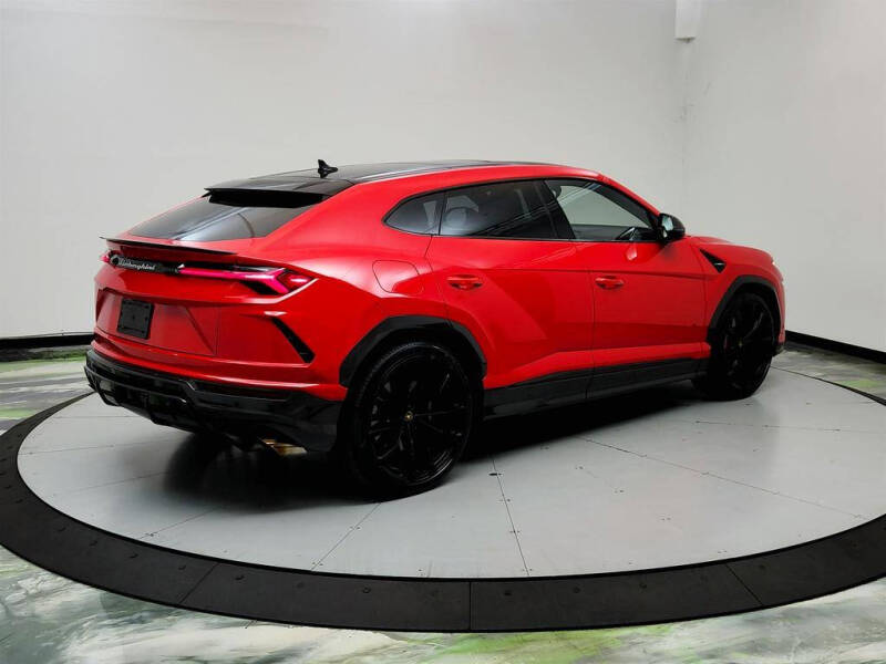 2019 Lamborghini Urus